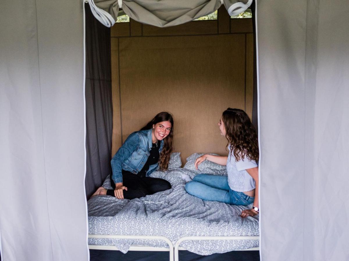 Nice Tent Lodge On A Campsite, Bordering The Forest, Luxembourg At 27 Km Medernach Buitenkant foto